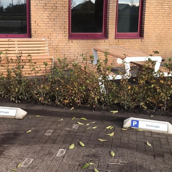 106418 straatmeubilair inrichting buitenruimte banken picknicksets